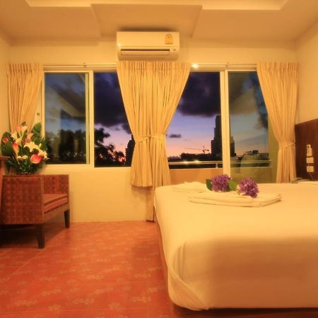 Good Nice 2 Guesthouse Patong Экстерьер фото