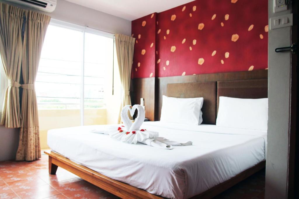 Good Nice 2 Guesthouse Patong Экстерьер фото