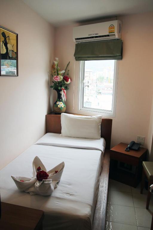 Good Nice 2 Guesthouse Patong Экстерьер фото