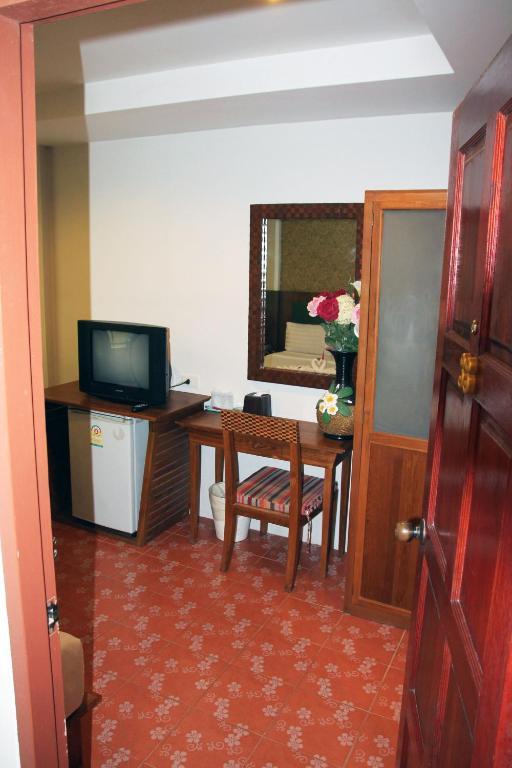 Good Nice 2 Guesthouse Patong Экстерьер фото