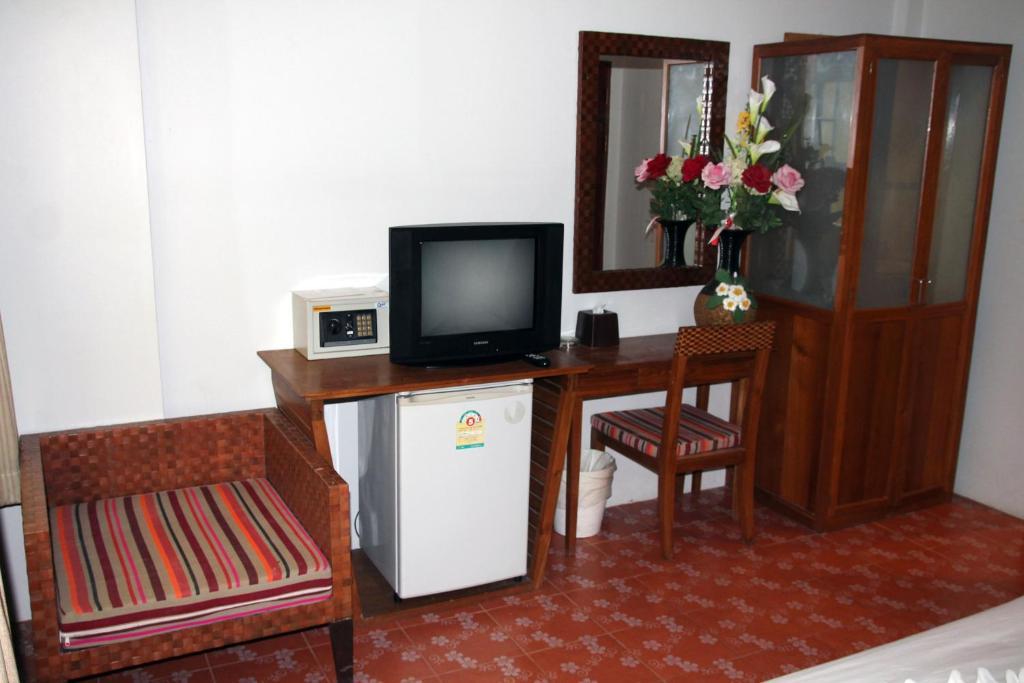 Good Nice 2 Guesthouse Patong Экстерьер фото